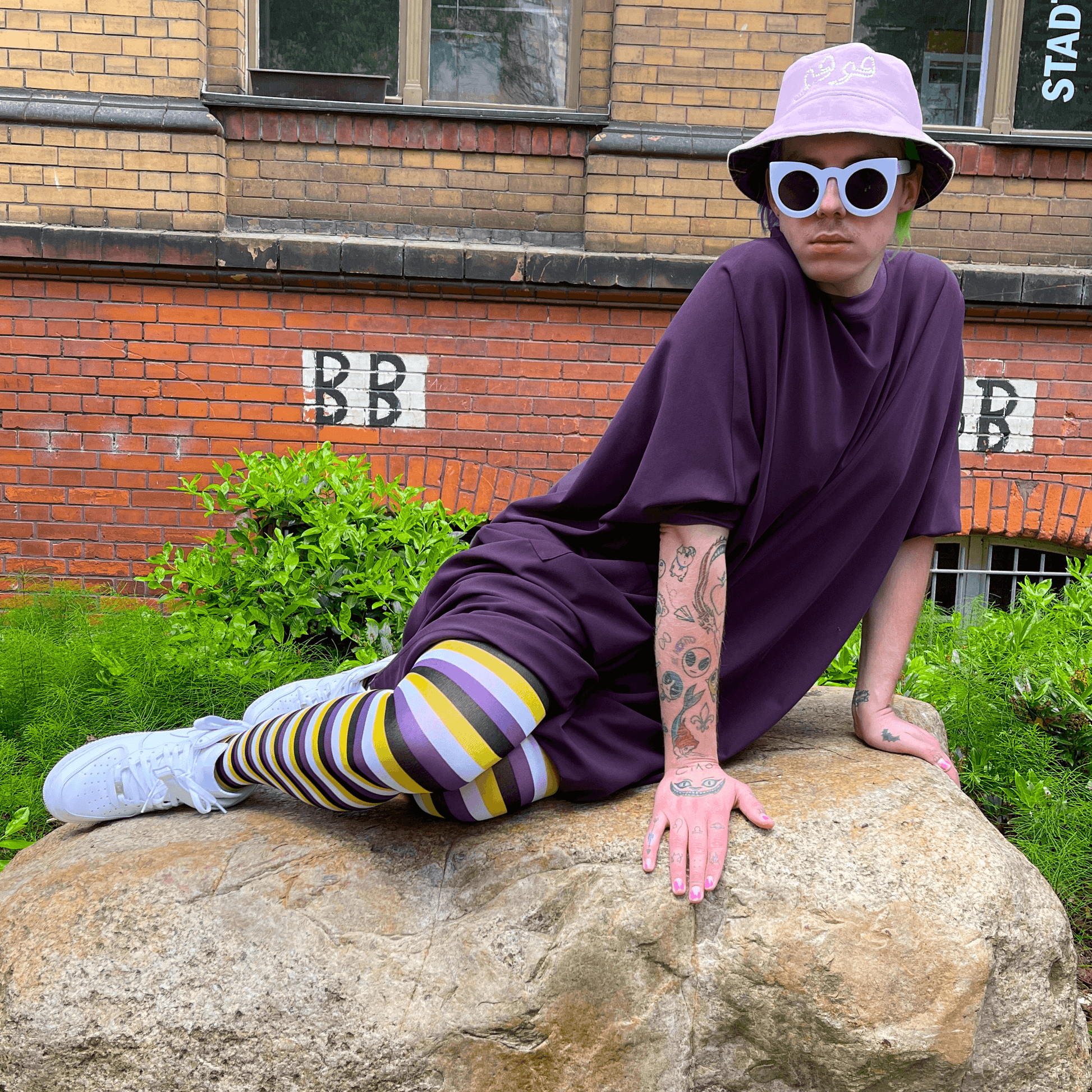 80 Denier Tights - Pride - Elliot - Snag