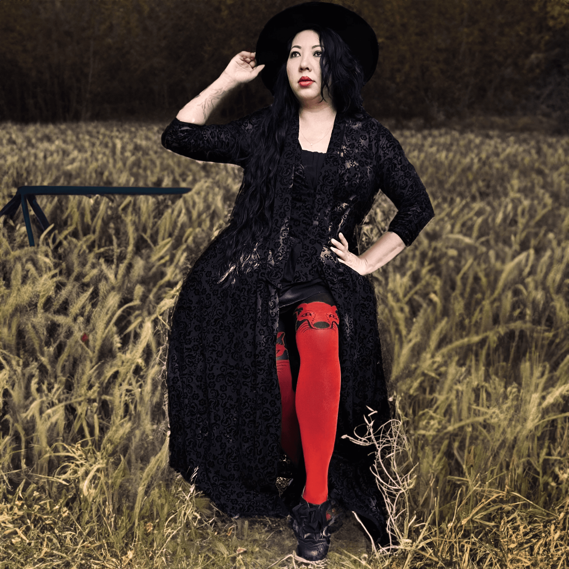 80 Denier Tights - Familiar - Snag